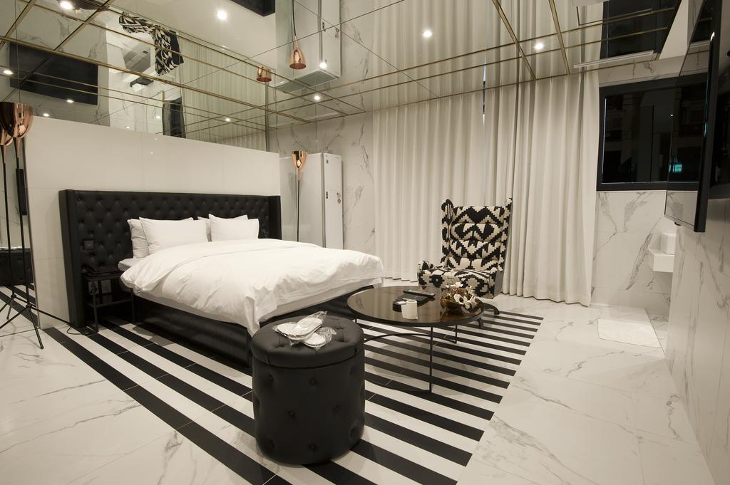 Hotel The Artist Yeoksam Seoul Exterior photo